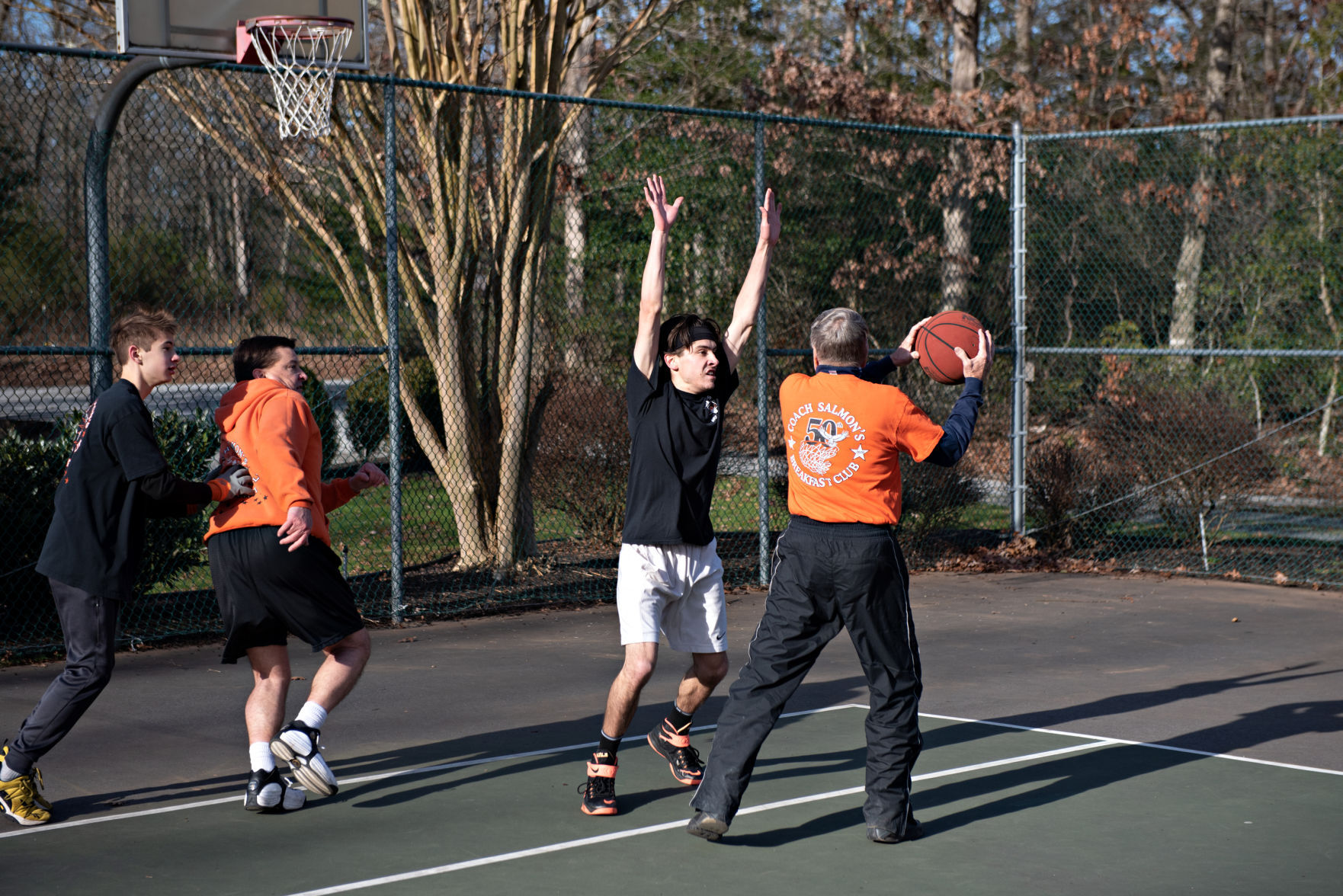 010321_nws_50hoopsclub